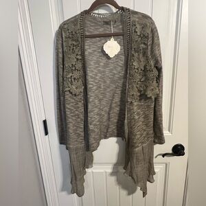 #8580. NEW! Simply Couture Women's Long Sleeve Gray Long Open Cardigan. Size XL